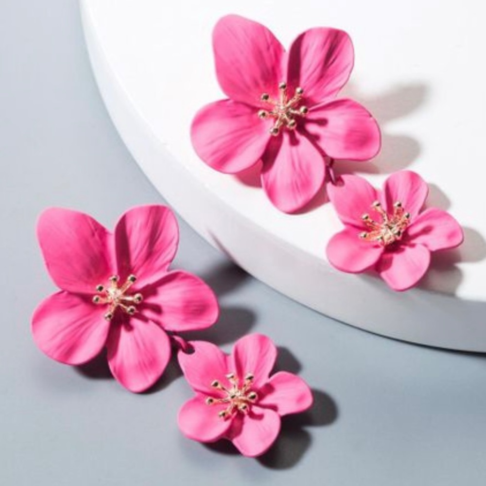 🌸🌸🌸Pink Hibiscus Earrings 🌺🌺🌺